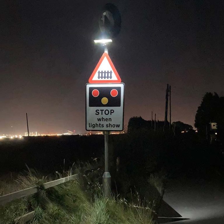 Solar LUA Illuminates Level Crossing Traffic Sign In Hartlepool