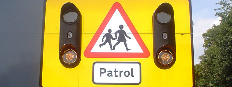 School patrol warning lights